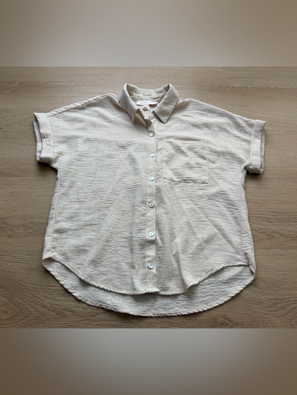 Monteau Los Angeles Beige Button Down Short Sleeve Blouse Shirt Size S